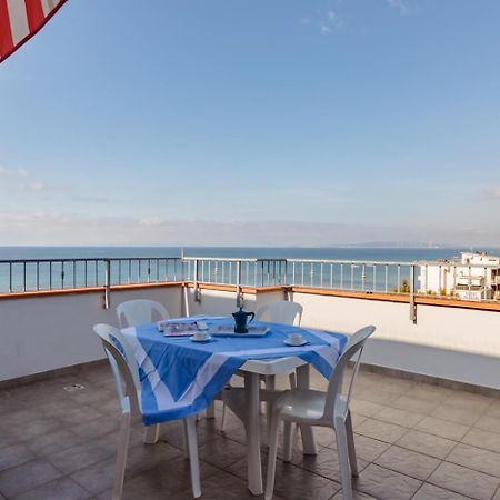 Le Terrazze Villa Follonica Rum bild