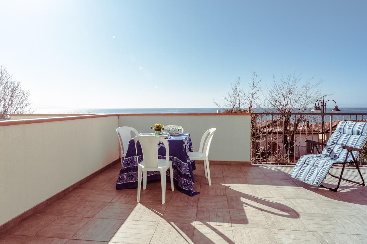 Le Terrazze Villa Follonica Exteriör bild