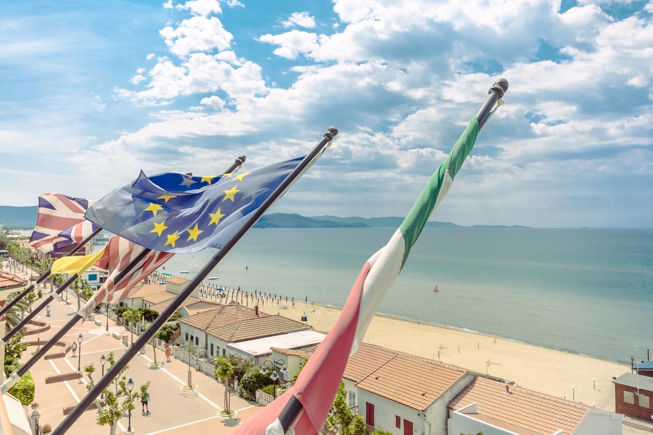 Le Terrazze Villa Follonica Exteriör bild