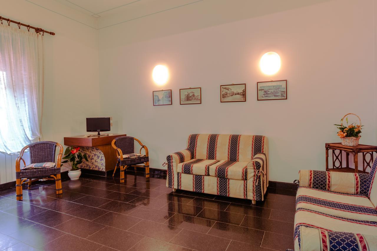 Le Terrazze Villa Follonica Exteriör bild